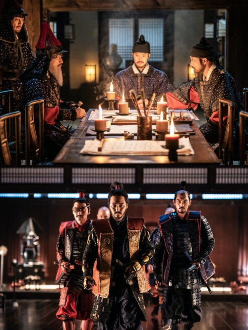 ‘한산: 용의 출현’ 박해일·변요한, 조선군 VS 왜군 팀워크 스틸