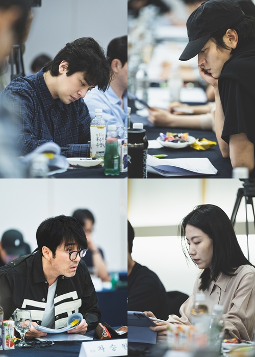 강동원·박정민·차승원 ‘전란’, 리딩 스틸…박찬욱 공동집필