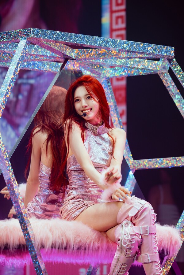 ITZY, 런던→파리→베를린...데뷔 첫 유럽 투어 순항
