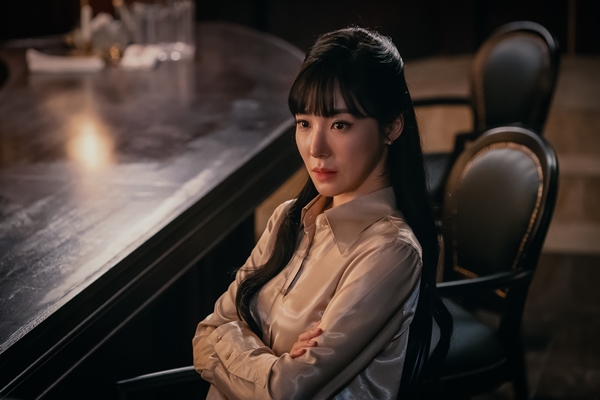 '삼식이 삼촌' 티파니 영, 마성의 캐릭터 완성