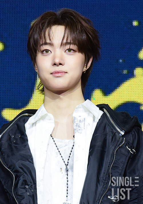 [포토] &TEAM 의주 '겨울 남신'