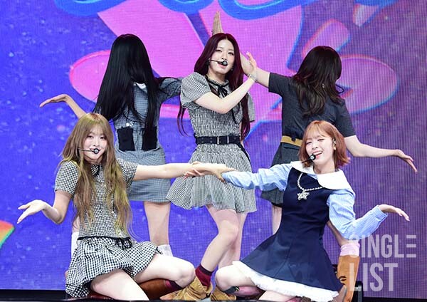 리센느(RESCENE) ©최은희기자 oso0@slist.kr