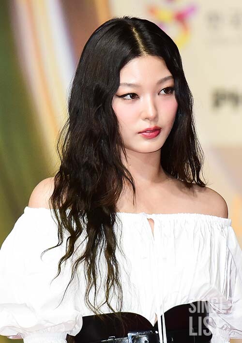 [포토] 캣츠아이 윤채 '매혹적인 자태'