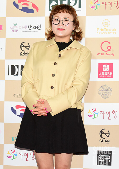 [포토] 조수연 '♥신윤승에게 보내는 하트'