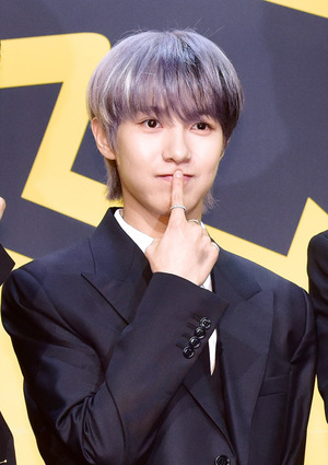 [포토] NCT DREAM 런쥔 '매력적인 눈빛'
