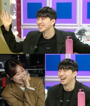 '라스' 박위, '학교2' <b>박찬홍 PD</b> 아들…남다른 가족 사랑