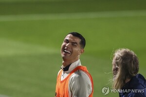 <b>호날두</b>, 포르투갈 대표팀 <b>은퇴 선언</b> "이번이 내 마지막 월드컵"