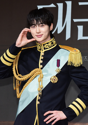 [포토] 변우석 '다정한 눈빛으로 완성한 로맨틱 모먼트'