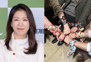 제주 4.3 영화 '내 이름은', 동백꽃 배지 관람 인증...강렬한 붉은 물결 - 뉴스 썸네일 이미지