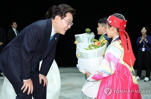 李대통령, 서울 도착…3대 메가 프로젝트·부동산 정책 등 집중할 듯