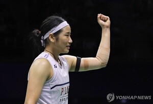 '최강' <b>안세영</b>, 中 한웨 꺾고 세계선수권 준결승 안착